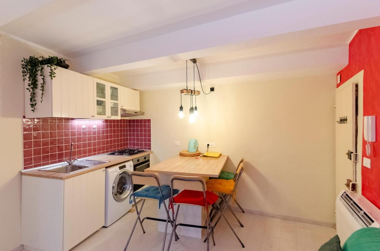 Апартаменти Joivy Cosy Flat In The Centre Генуя Екстер'єр фото