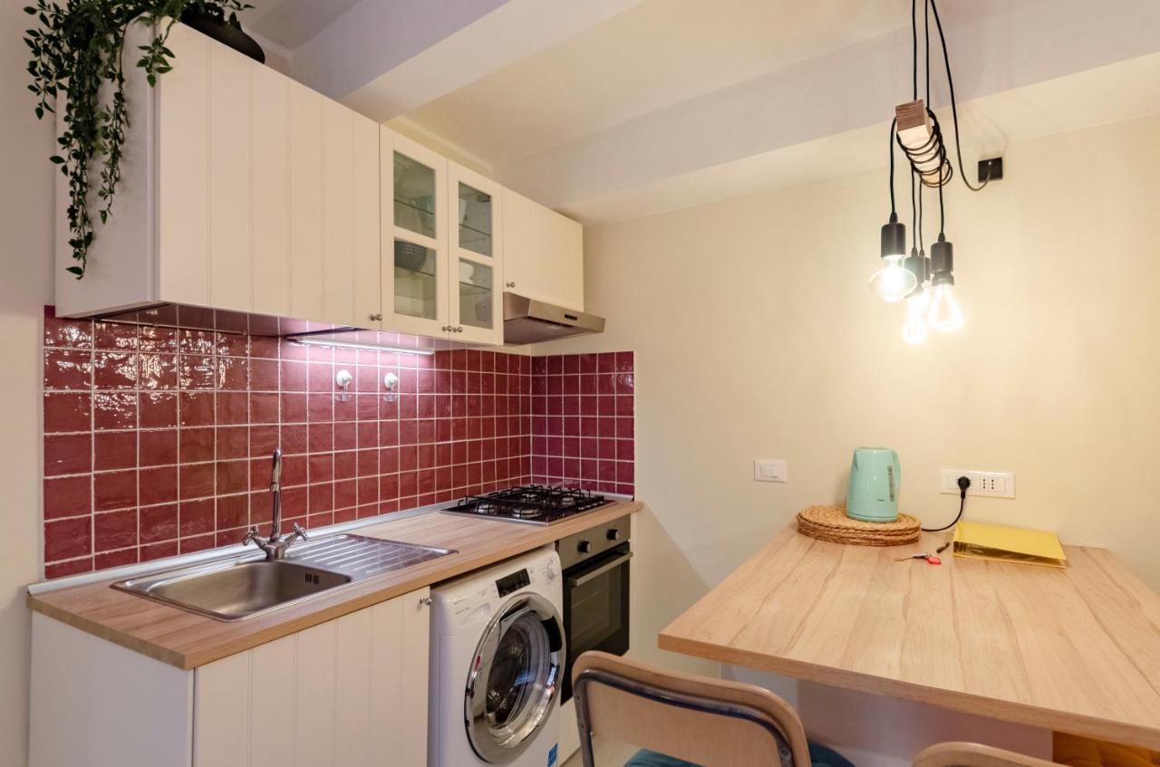 Апартаменти Joivy Cosy Flat In The Centre Генуя Екстер'єр фото