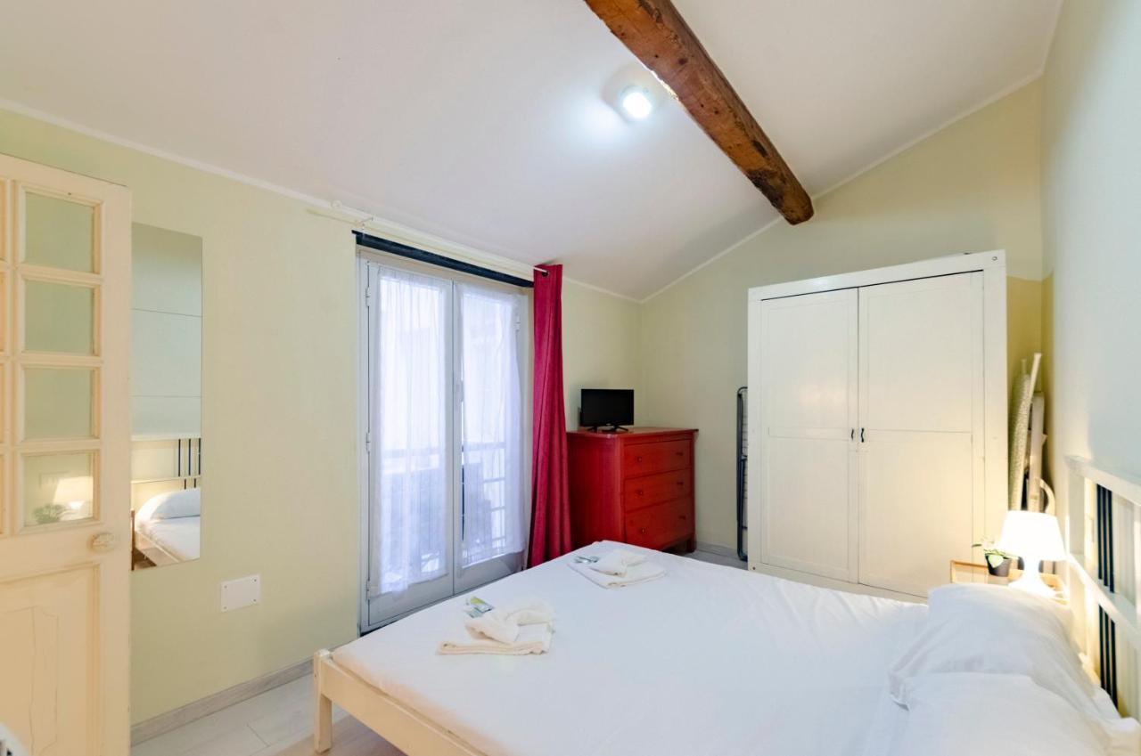 Апартаменти Joivy Cosy Flat In The Centre Генуя Екстер'єр фото